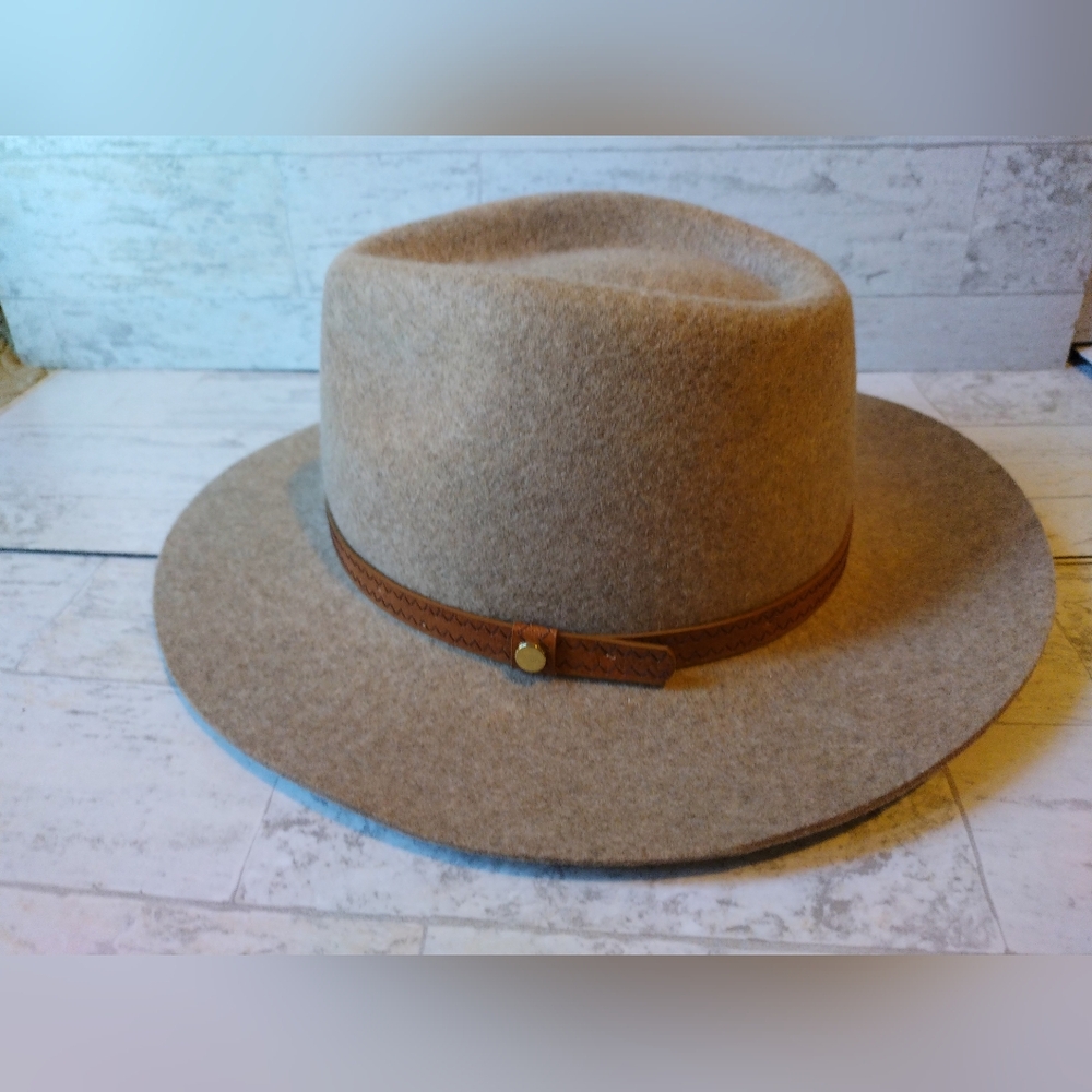 Kooringal Australian Wool Women's Hat One Size Fits Most nwot